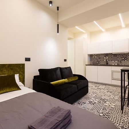 Pay60 -Crescenzago- Luxury Yellow House ミラノ エクステリア 写真