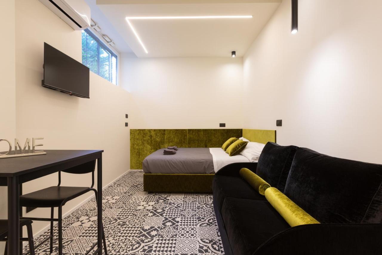 Pay60 -Crescenzago- Luxury Yellow House ミラノ エクステリア 写真